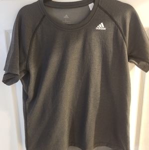 Adidas shirt size L
